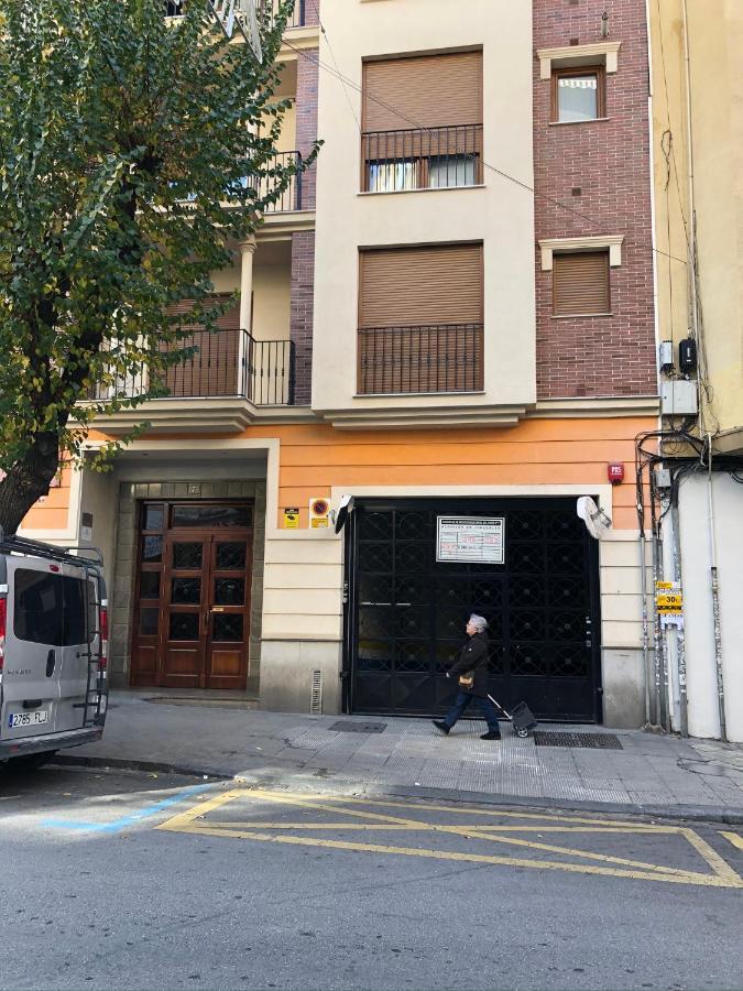 Centro Historico Catedral Carril Del Picon. Parking Opcional